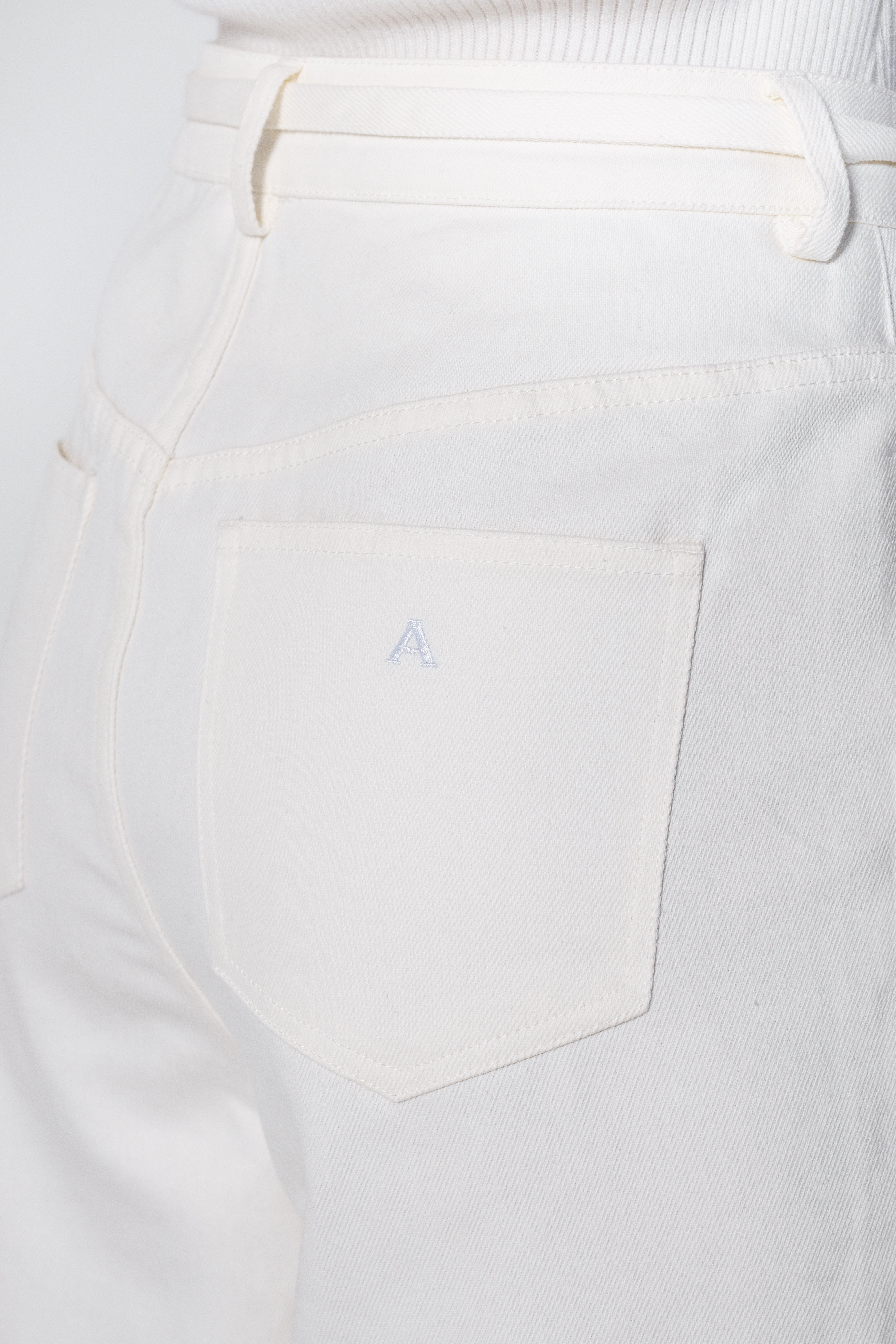 DENIM JEANS WHITE